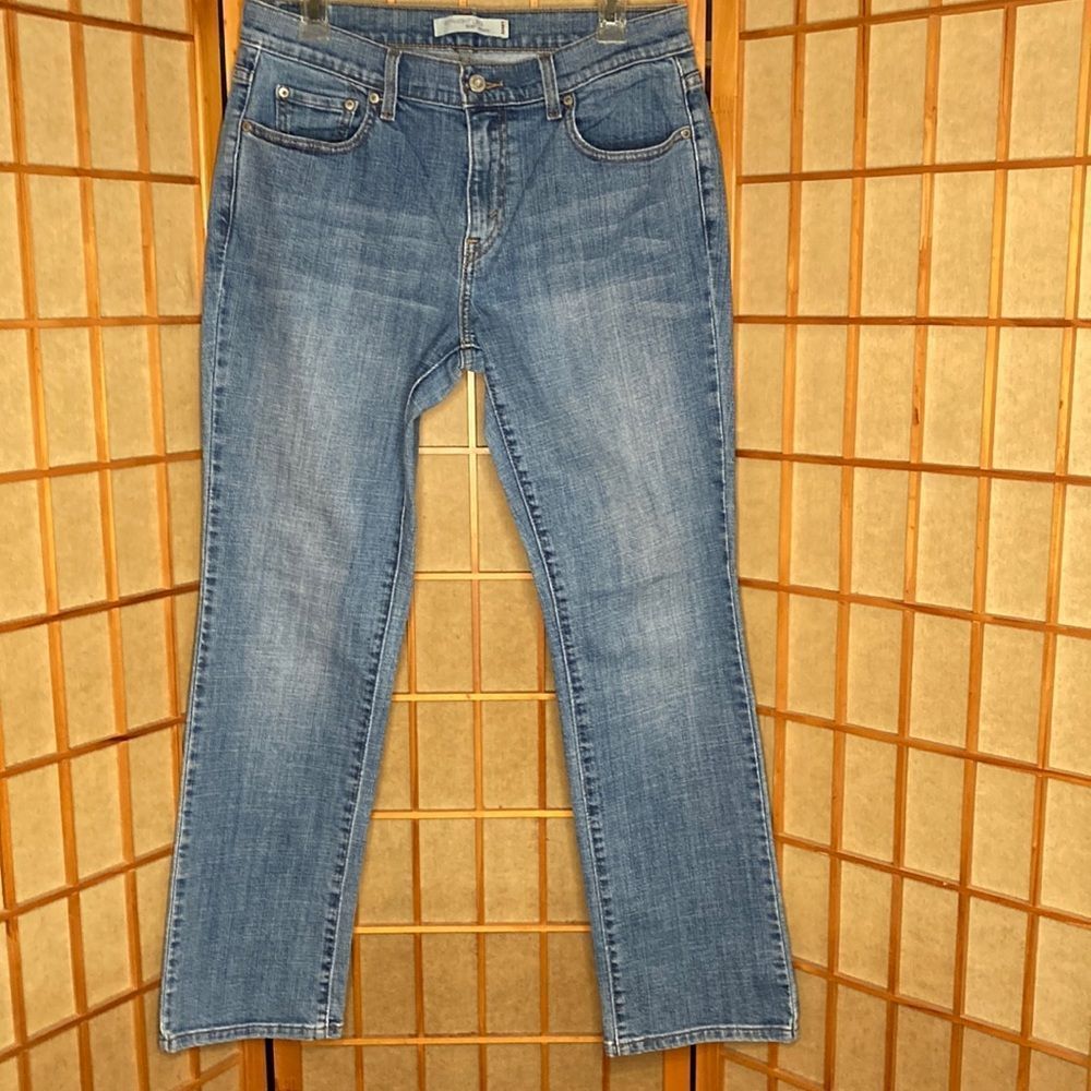Levi’s 505 Jeans Straight Leg Medium Wash Jeans